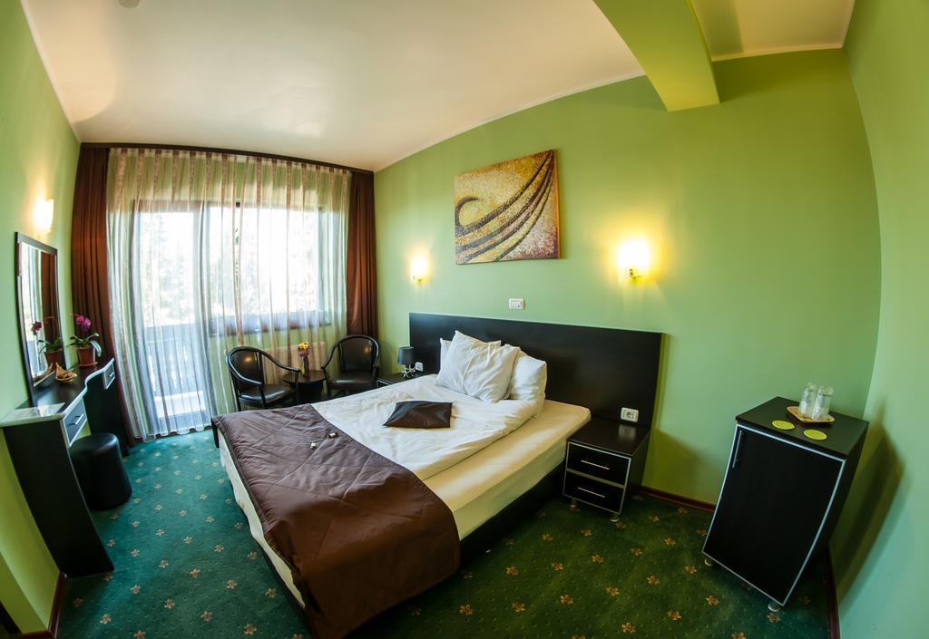 Hotel Carpatic Predeal Pokoj fotografie