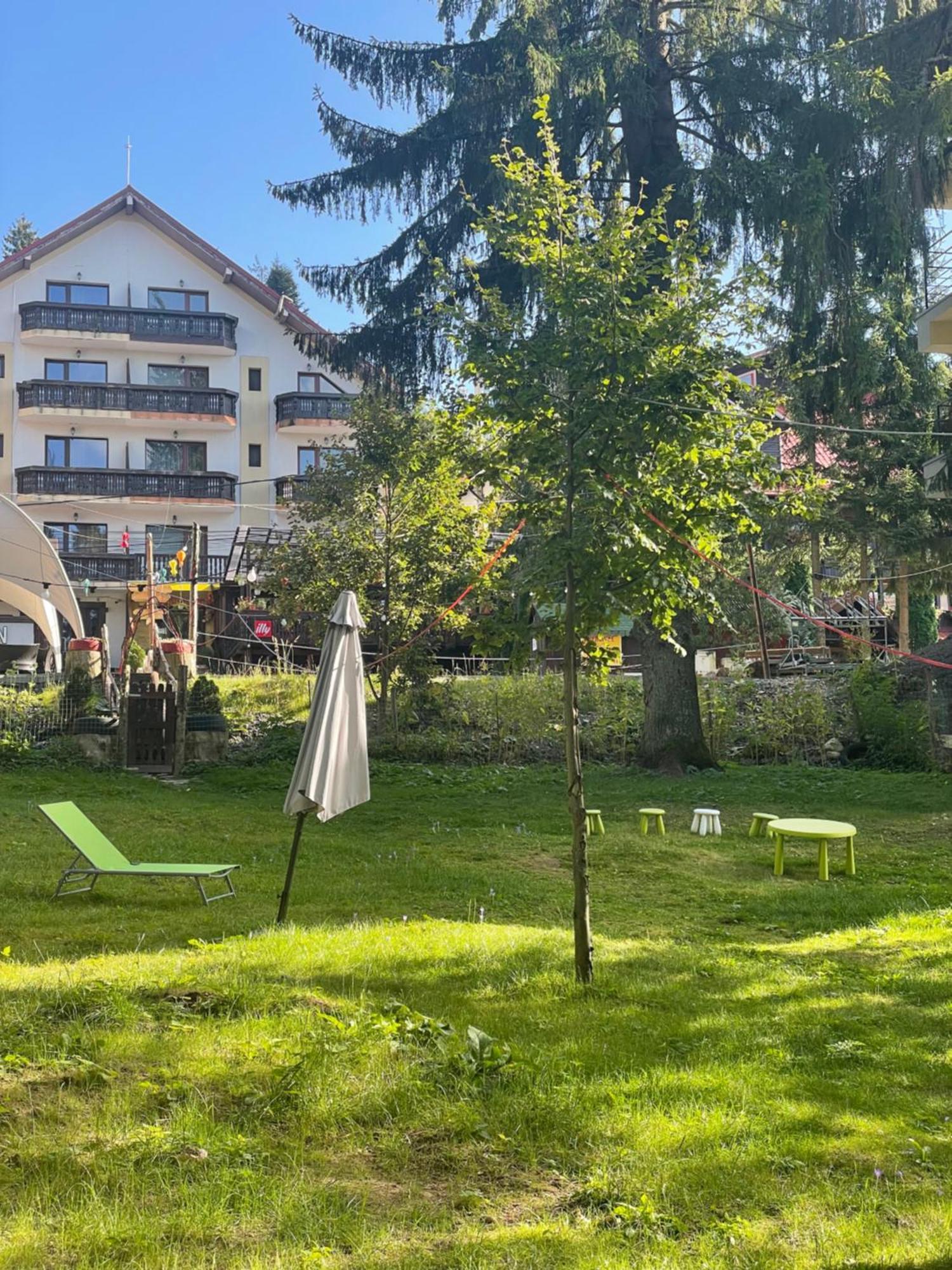 Hotel Carpatic Predeal Exteriér fotografie